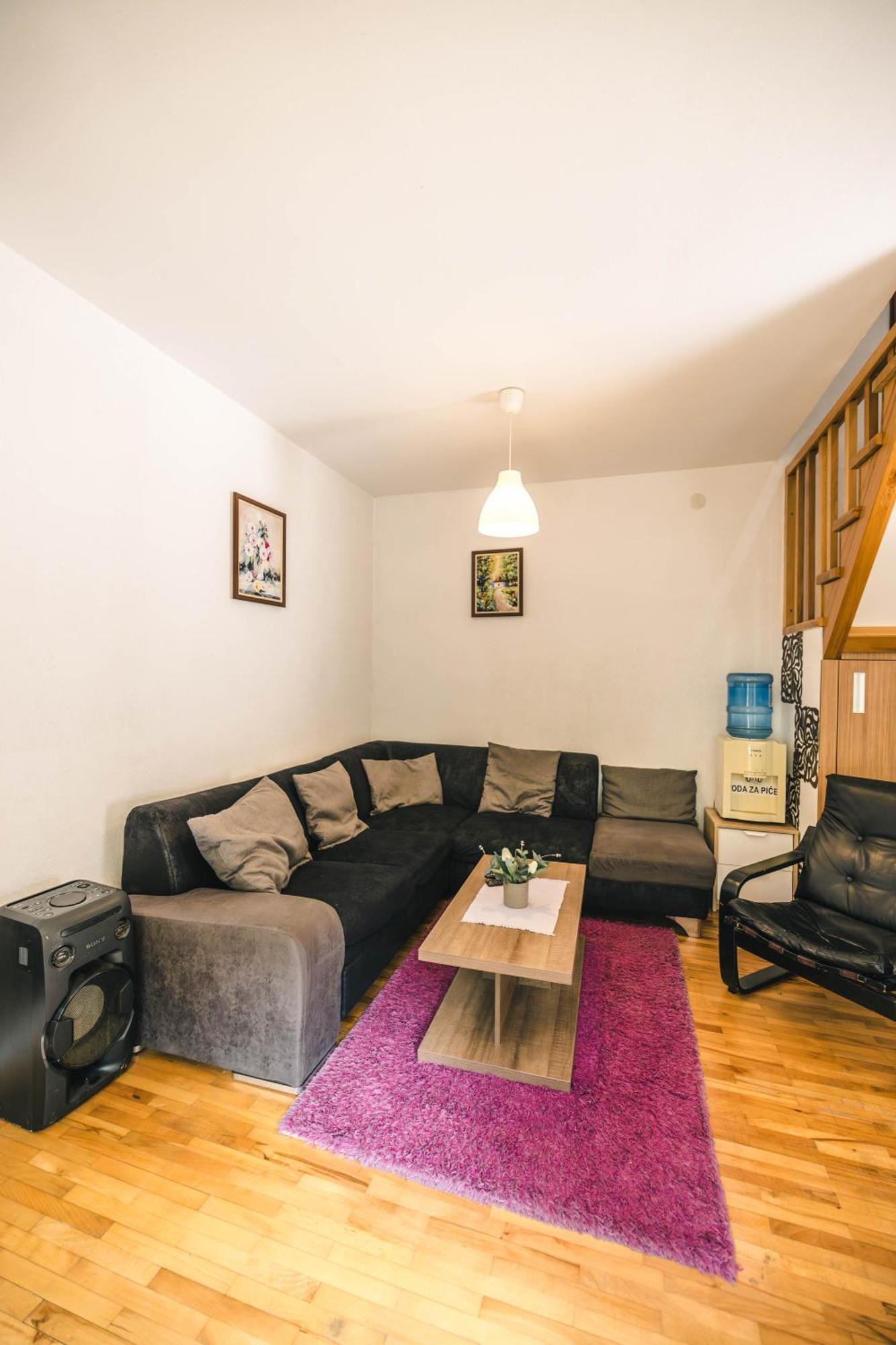 Lodge Zeleni Svet Crni Vrh Buitenkant foto