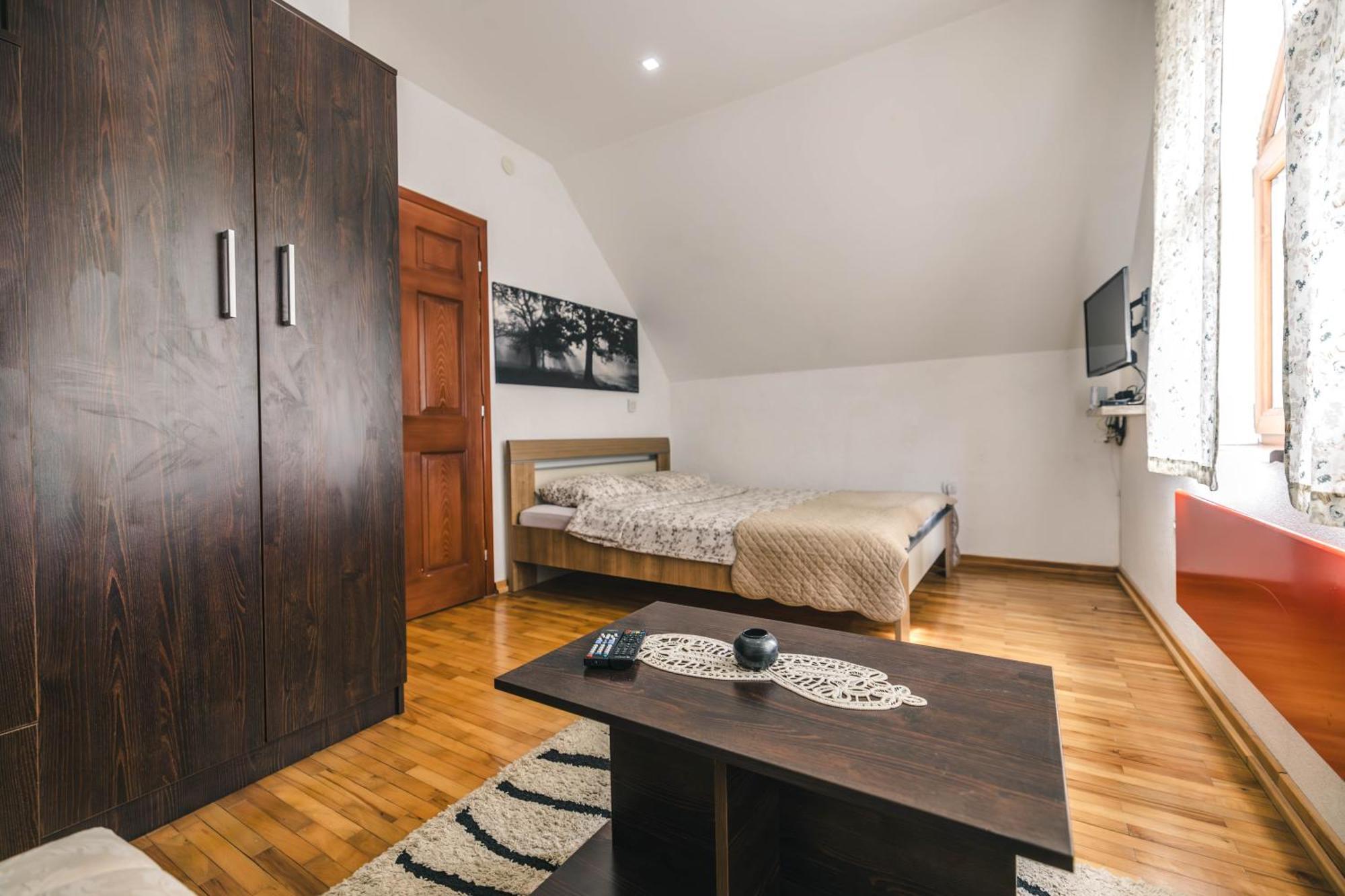 Lodge Zeleni Svet Crni Vrh Buitenkant foto