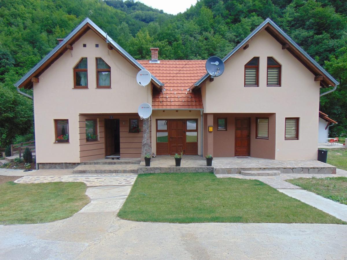 Lodge Zeleni Svet Crni Vrh Buitenkant foto