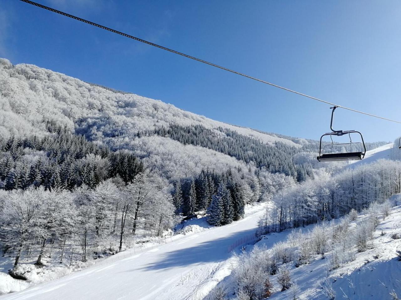 Lodge Zeleni Svet Crni Vrh Buitenkant foto